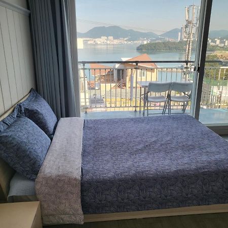 Yeosu Blooming Pension Εξωτερικό φωτογραφία