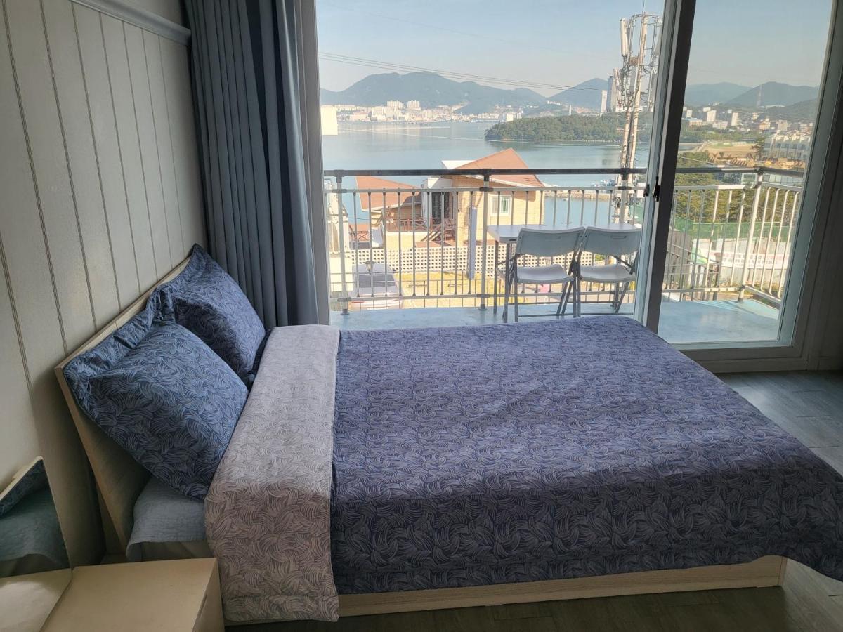Yeosu Blooming Pension Εξωτερικό φωτογραφία