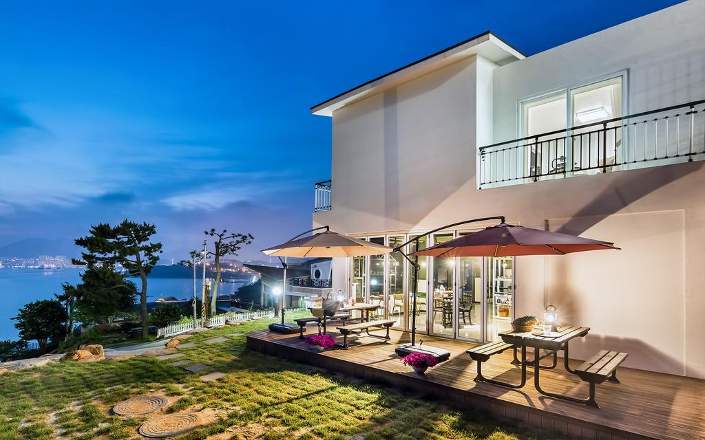 Yeosu Blooming Pension Εξωτερικό φωτογραφία