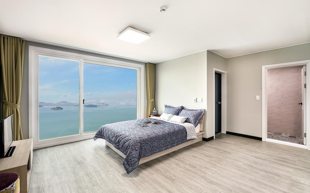 Yeosu Blooming Pension Εξωτερικό φωτογραφία