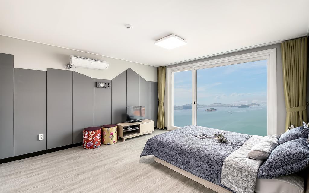 Yeosu Blooming Pension Εξωτερικό φωτογραφία