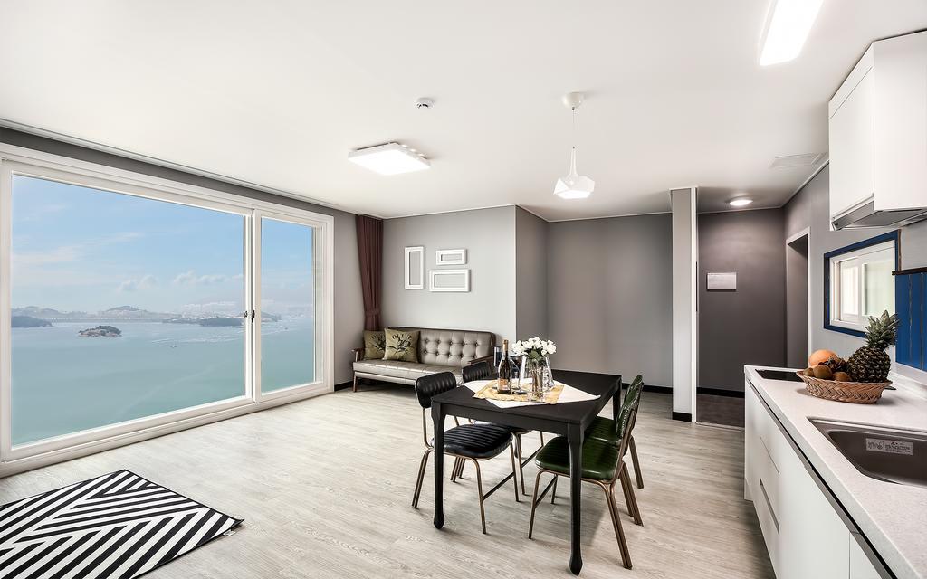 Yeosu Blooming Pension Εξωτερικό φωτογραφία