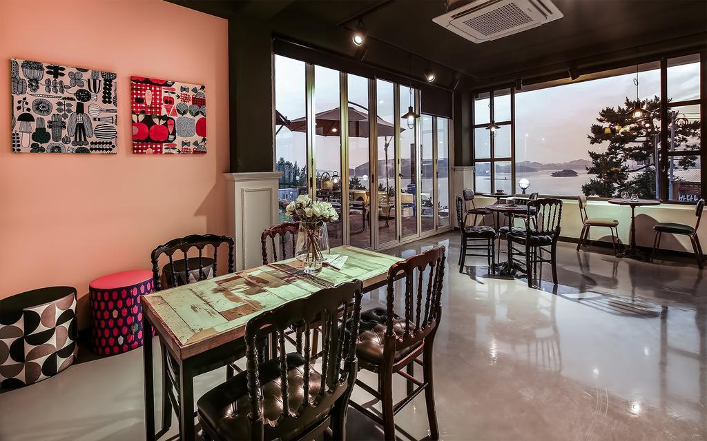 Yeosu Blooming Pension Εξωτερικό φωτογραφία